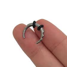 Ridged Edge Septum Pincher Tapers Nose Ring