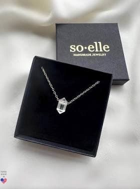 14kt Gold Filled Clear Quartz Pendant Necklace
