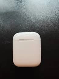 Apple AirPods 1st Generation In-Ear Headsets with Charging Case - White A1602