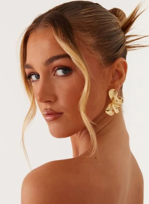 Caspian Flower Earrings