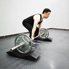 Rubber Weightlifting Platform - Durable & Sound Silencing