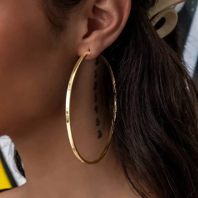 18k Round Hoop Earrings