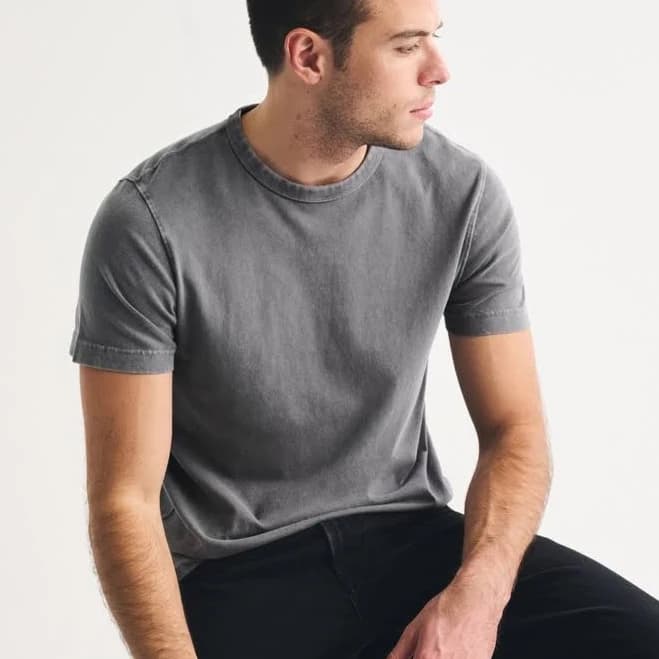 Abercrombie & Fitch Men's Classic Essential Tee
