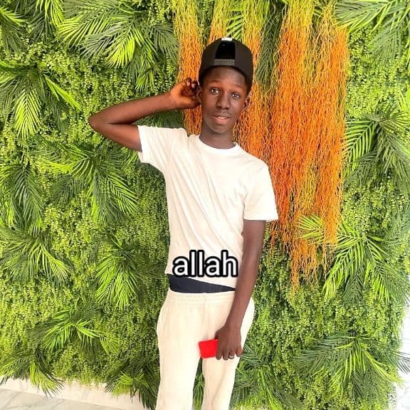 Babucarr€